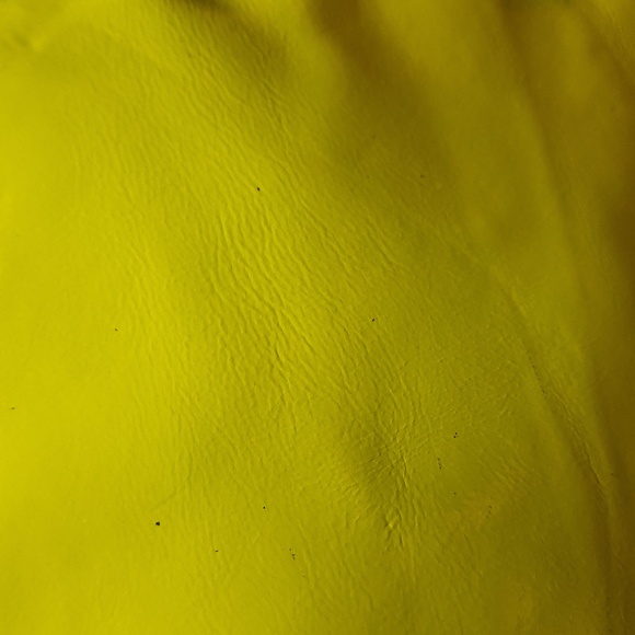 Michael Michael Kors lime green patent leather tote bag. - Picture 16 of 16